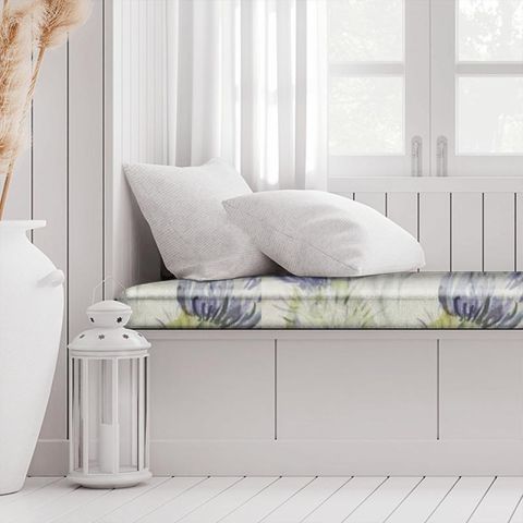 Thistle Glen Winter Box Cushion