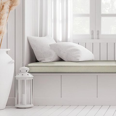 Helix Ivory Box Cushion