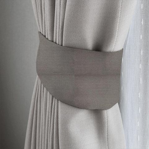 Blythe Smoke Tieback