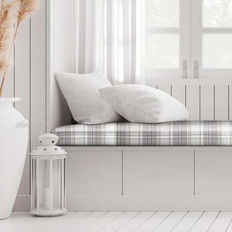 Strathmore Oatmeal Box Cushion