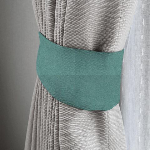 Highlander Teal Tieback