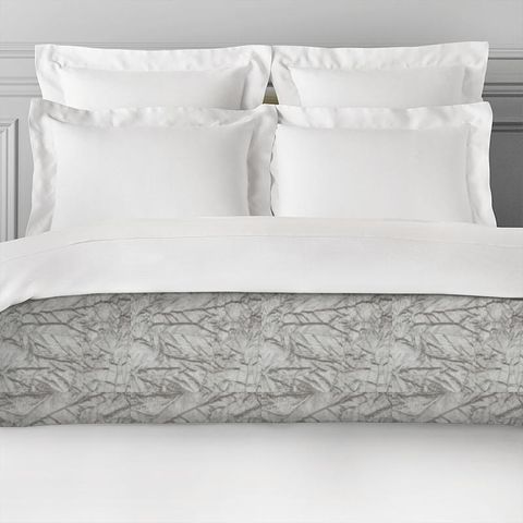 Sylvana Silver Bed Runner