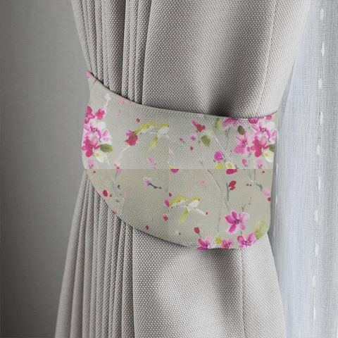 Armathwaite Blossom Sand Tieback