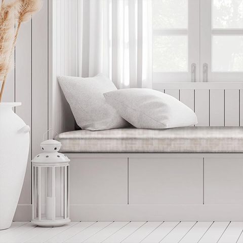 Imagination Pearl Box Cushion