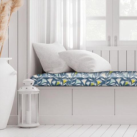 Noukku Mist / Kiwi / Midnight Box Cushion