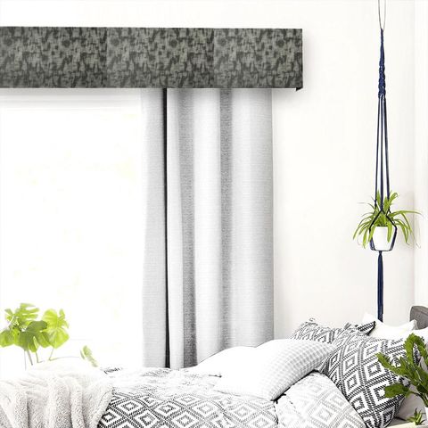 Magical Thunder Pelmet