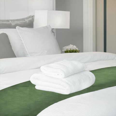 Halo Chive Bed Runner