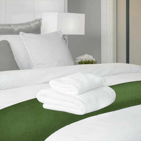 Seabrook Chive Bed Runner