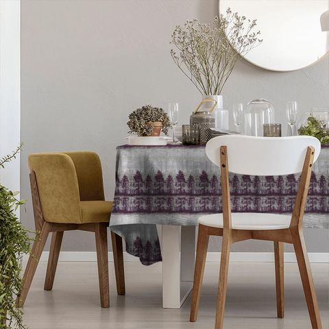 Navarra Mulberry Tablecloth