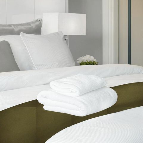 Canvas Pistachio Bed Runner