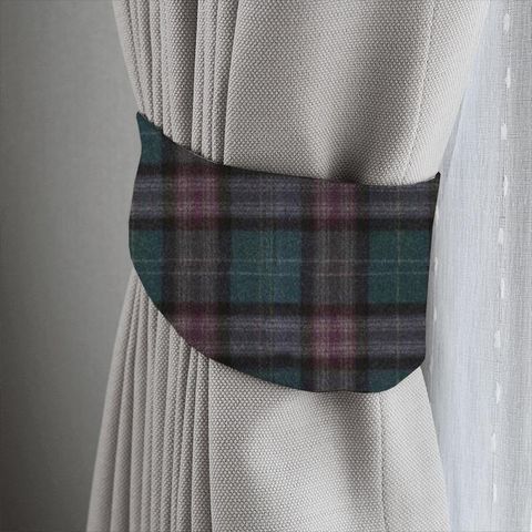 Threshfield Jade Tieback