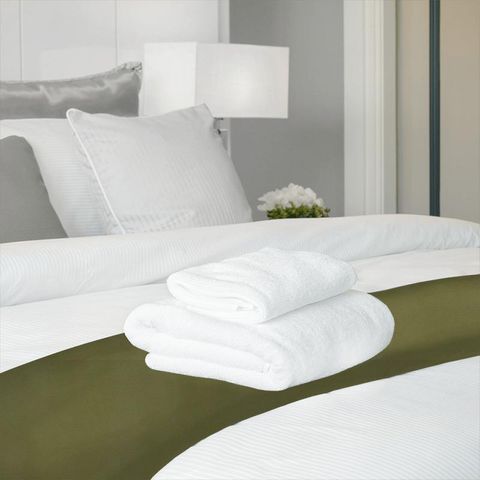 Alora Moss Bed Runner