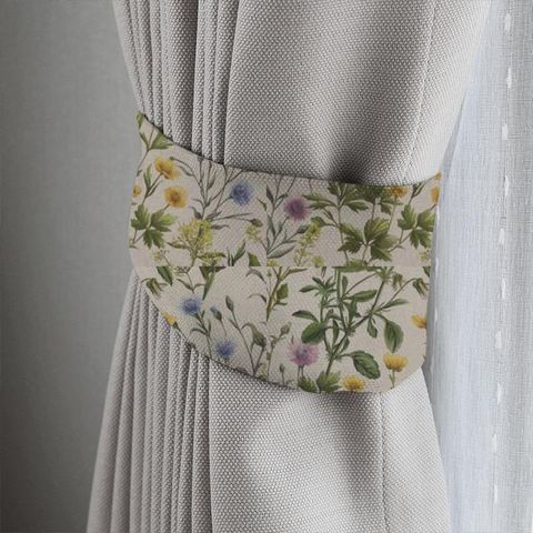 Buttercup Linen Tieback