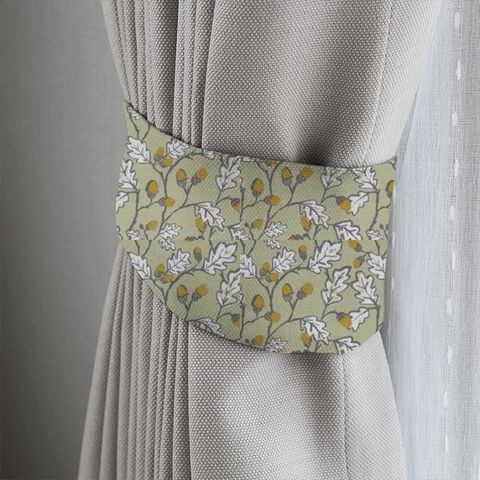 Acorn Trail Sage Tieback