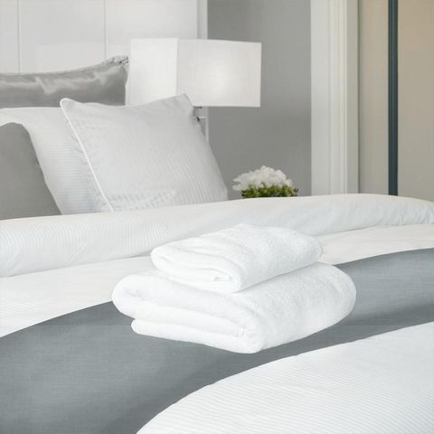 Moray Duckegg Bed Runner