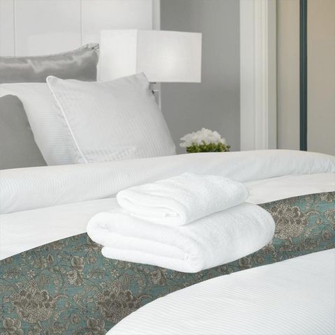 Woodsford Teal Bed Runner