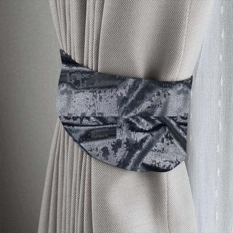 Mercury Elephant Tieback