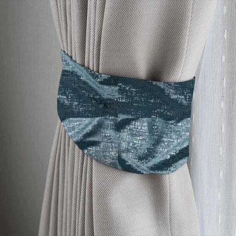 Zinc Duck Egg Tieback