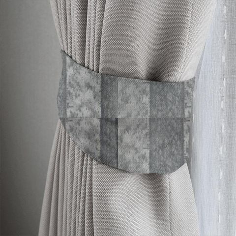 Mystique Silver Tieback