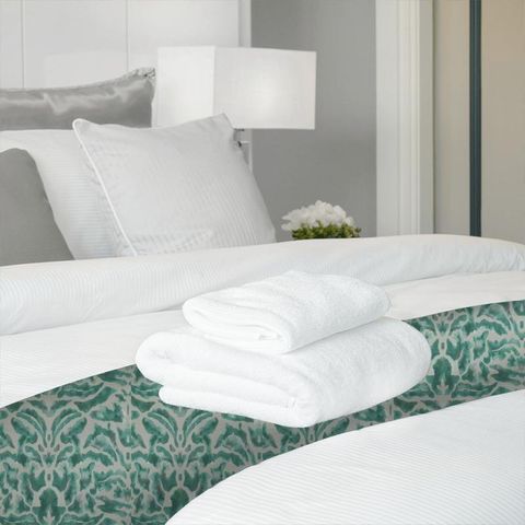 Nikko Emerald Bed Runner