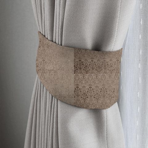 Tiverton Mink Tieback