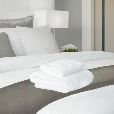 Riviera Mist Bed Runner